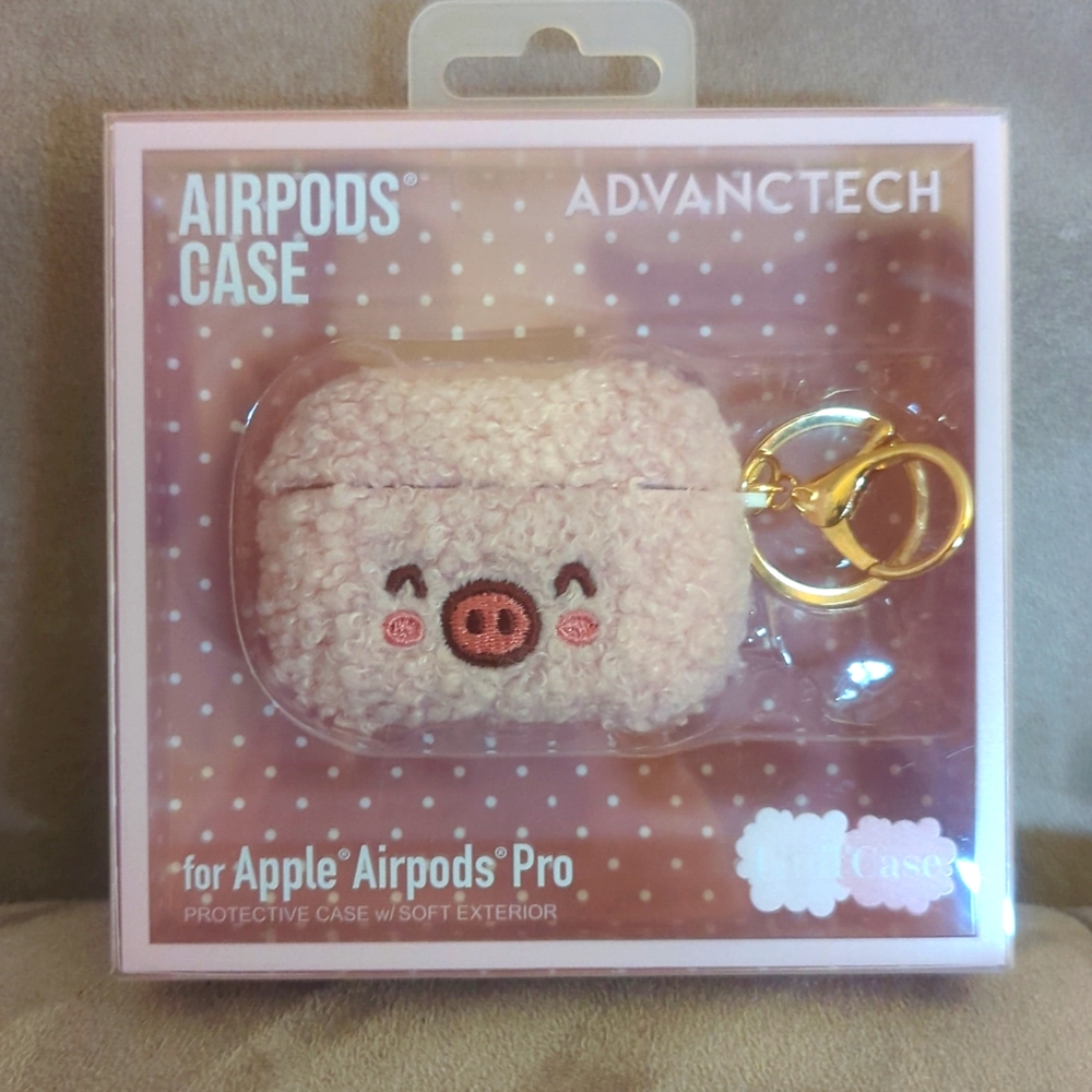 NEW Kawaii Fluffy Pink Pig Figural Case for Apple Airpods Pro by Advanctech